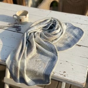 Pañuelos tonos celeste beige